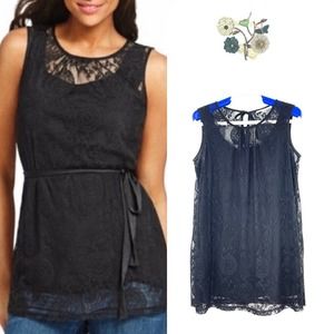 CAbi Women’s Size Small Sleeveless Round Neck Black Lace Date Night Blouse